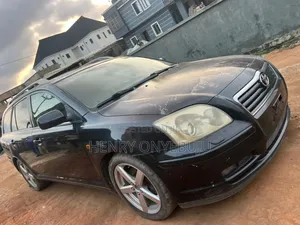 Toyota Avensis Verso 2004 Black