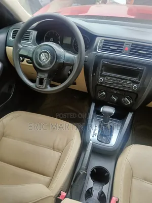 Volkswagen Jetta 2015 Red