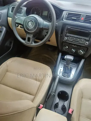 Volkswagen Jetta 2015 Red