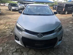 Toyota Corolla 2016 Silver