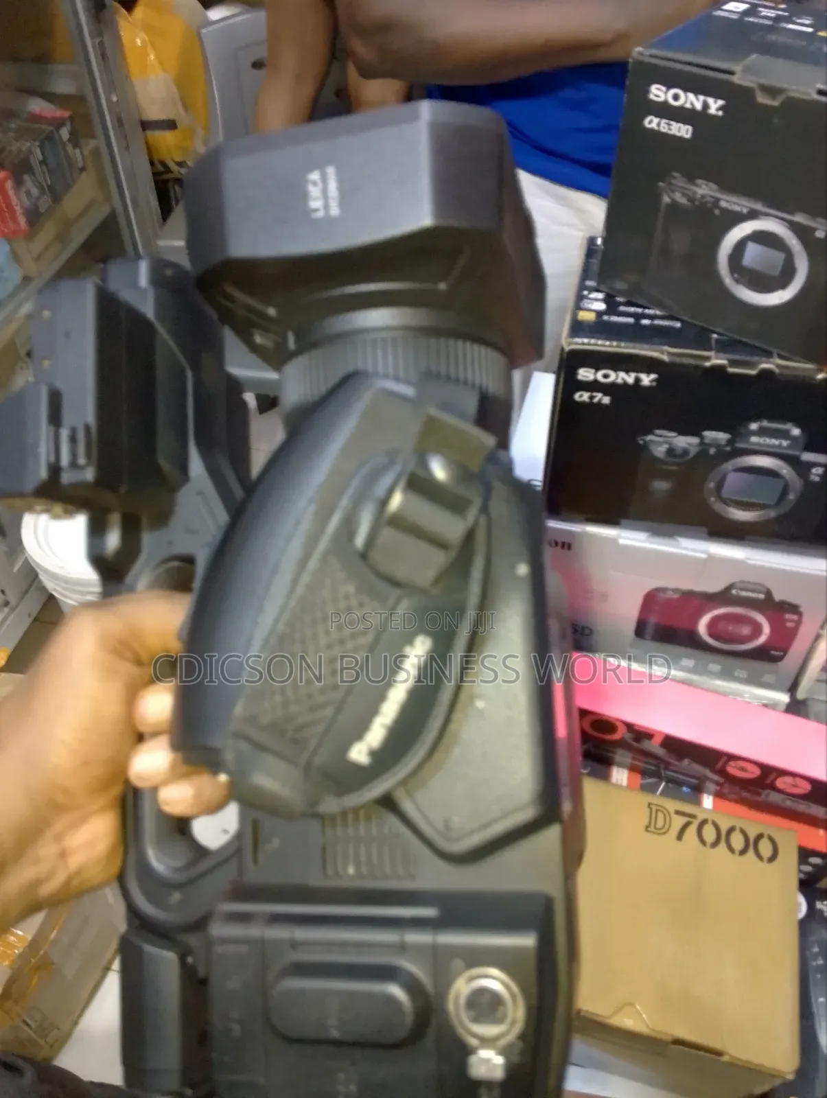Ux90 Camera