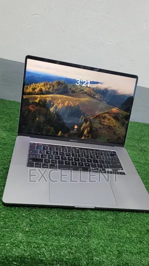 Laptop Apple MacBook Pro 2019 32GB Intel Core i7 SSD 512GB