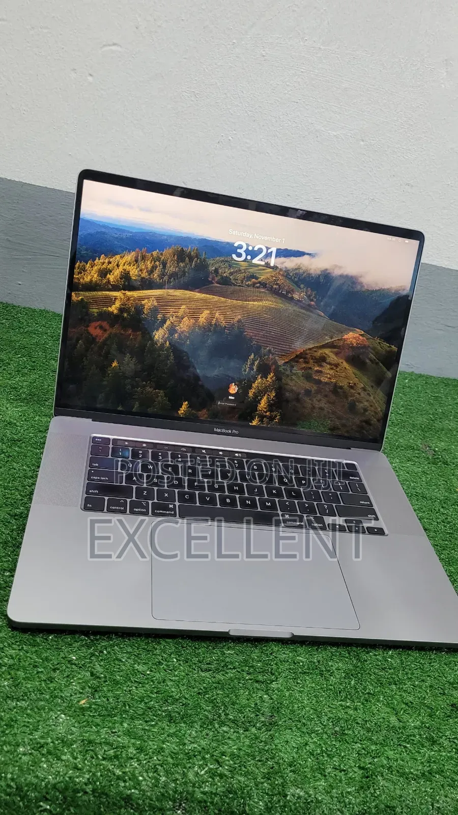 Laptop Apple MacBook Pro 2019 32GB Intel Core i7 SSD 512GB