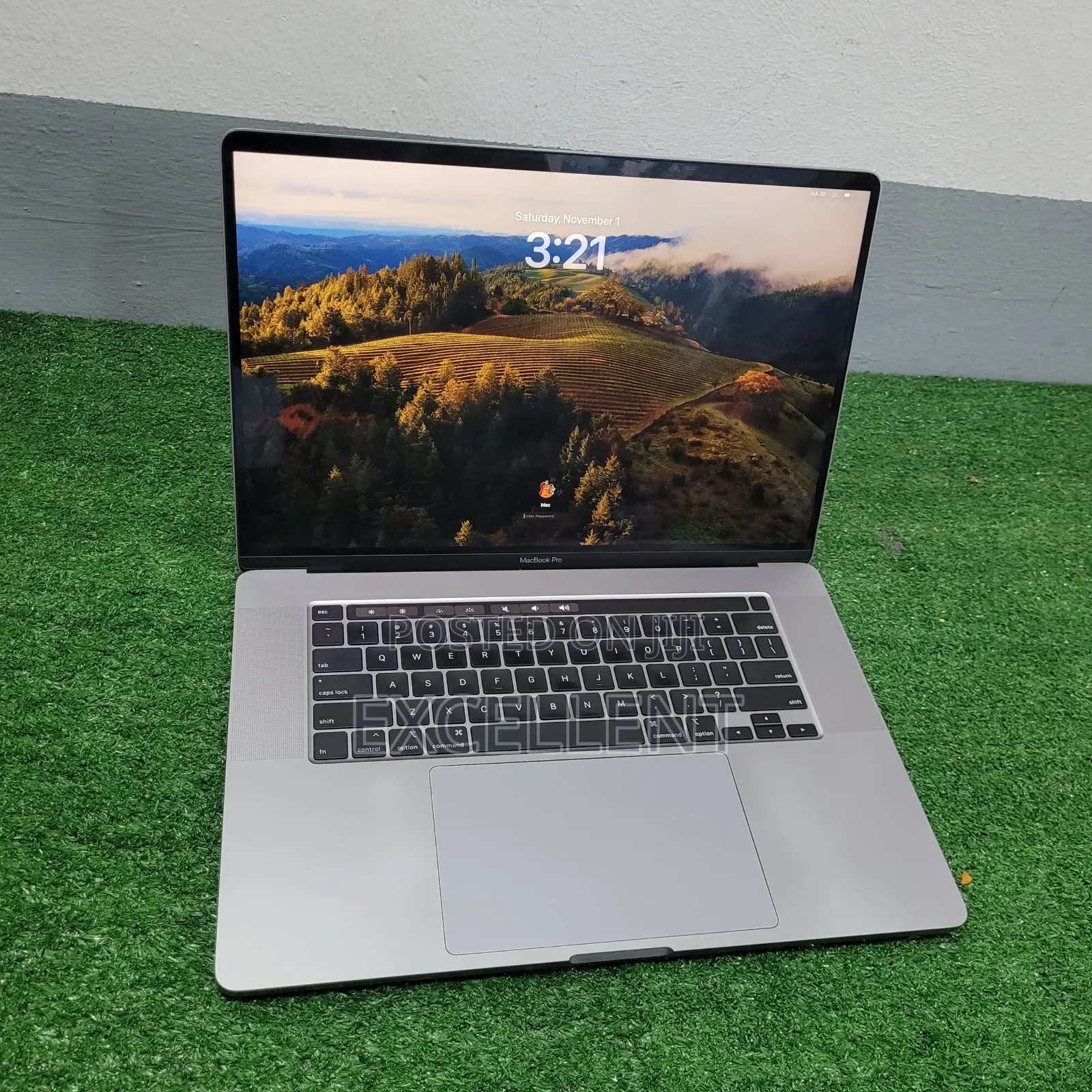 Laptop Apple MacBook Pro 2019 32GB Intel Core i7 SSD 512GB