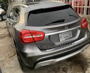 Mercedes-Benz GLA 250 2016 Gray