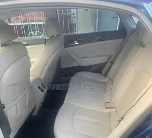 Hyundai Sonata Limited Sedan FWD (2.4L 4cyl 6A) 2016 Blue