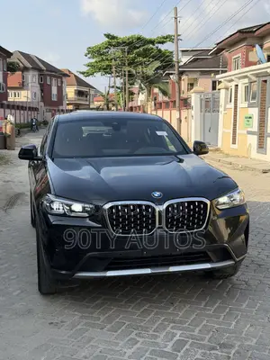 BMW X4 xDrive30i 2024 Black