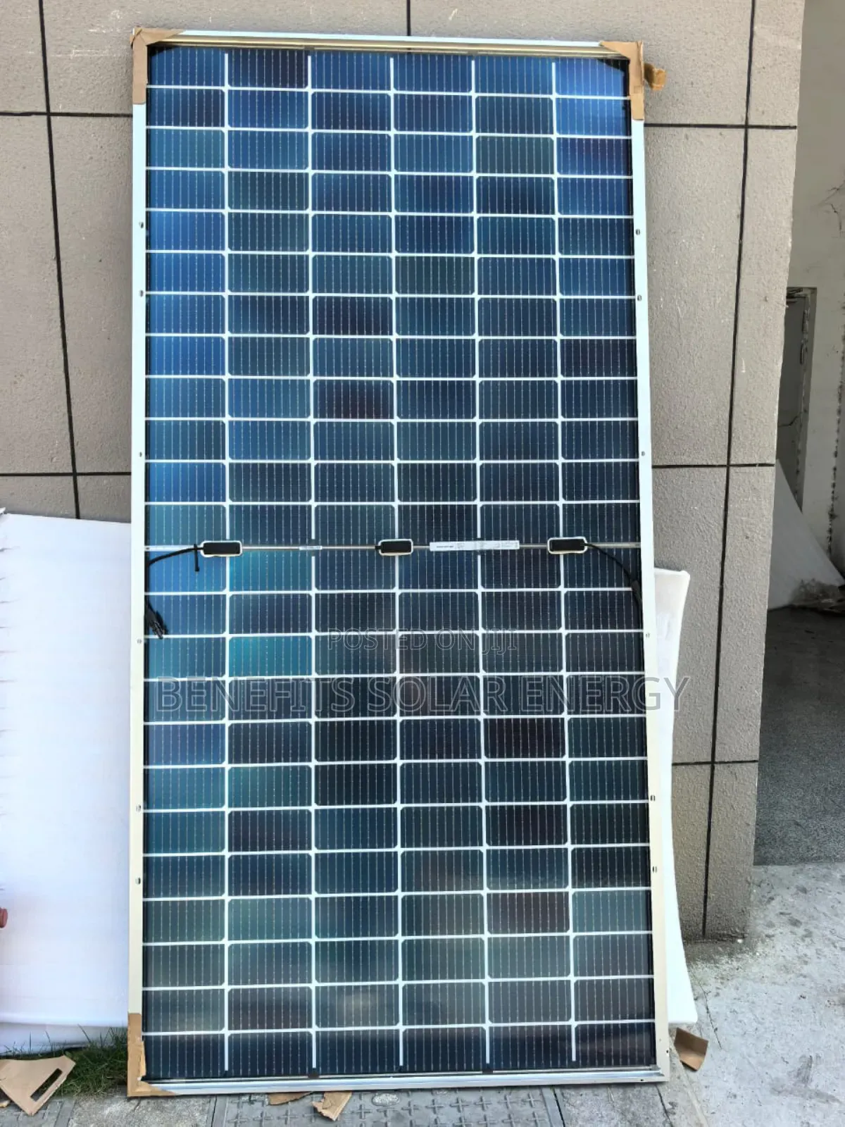 550w Brand New Jinko Panel