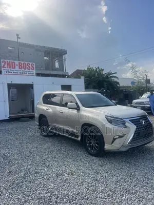 Lexus GX 460 2012 Gold