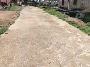 10bdrm Bungalow in Igando / Ikotun/Igando for rent