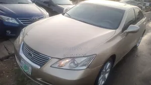 Lexus ES 350 2009 Gold
