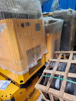 10hp/7.5kw Screw Air Compressor Machine 10bar