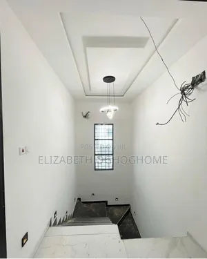 5bdrm Duplex in Lekki Phase 1 for rent