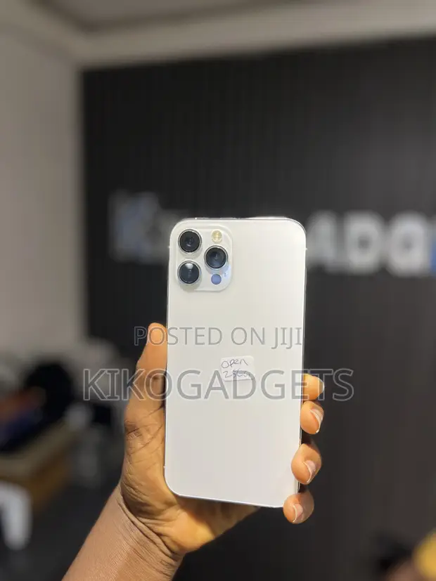 Apple iPhone 12 Pro Max 256 GB White in Benin City Mobile Phones