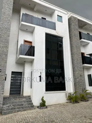 4bdrm Townhouse / Terrace in Jahi Gilmore for rent