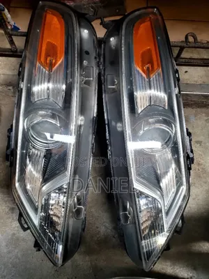 Ford Taurus 2010 Headlight