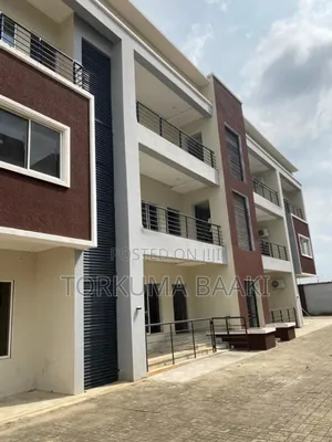 3bdrm Block of Flats in Jahi Gilmore for rent