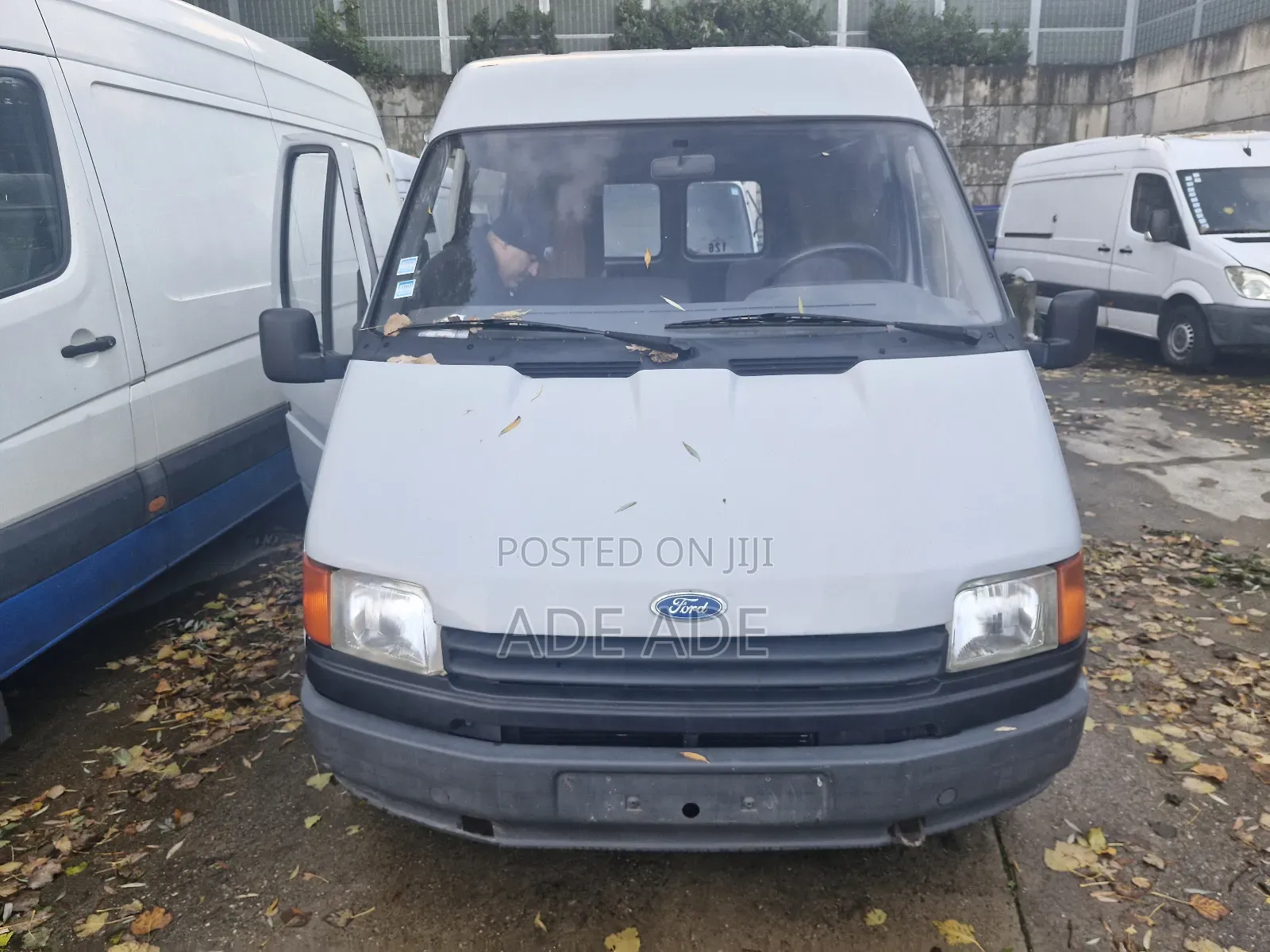 Ford Transit 1990 White
