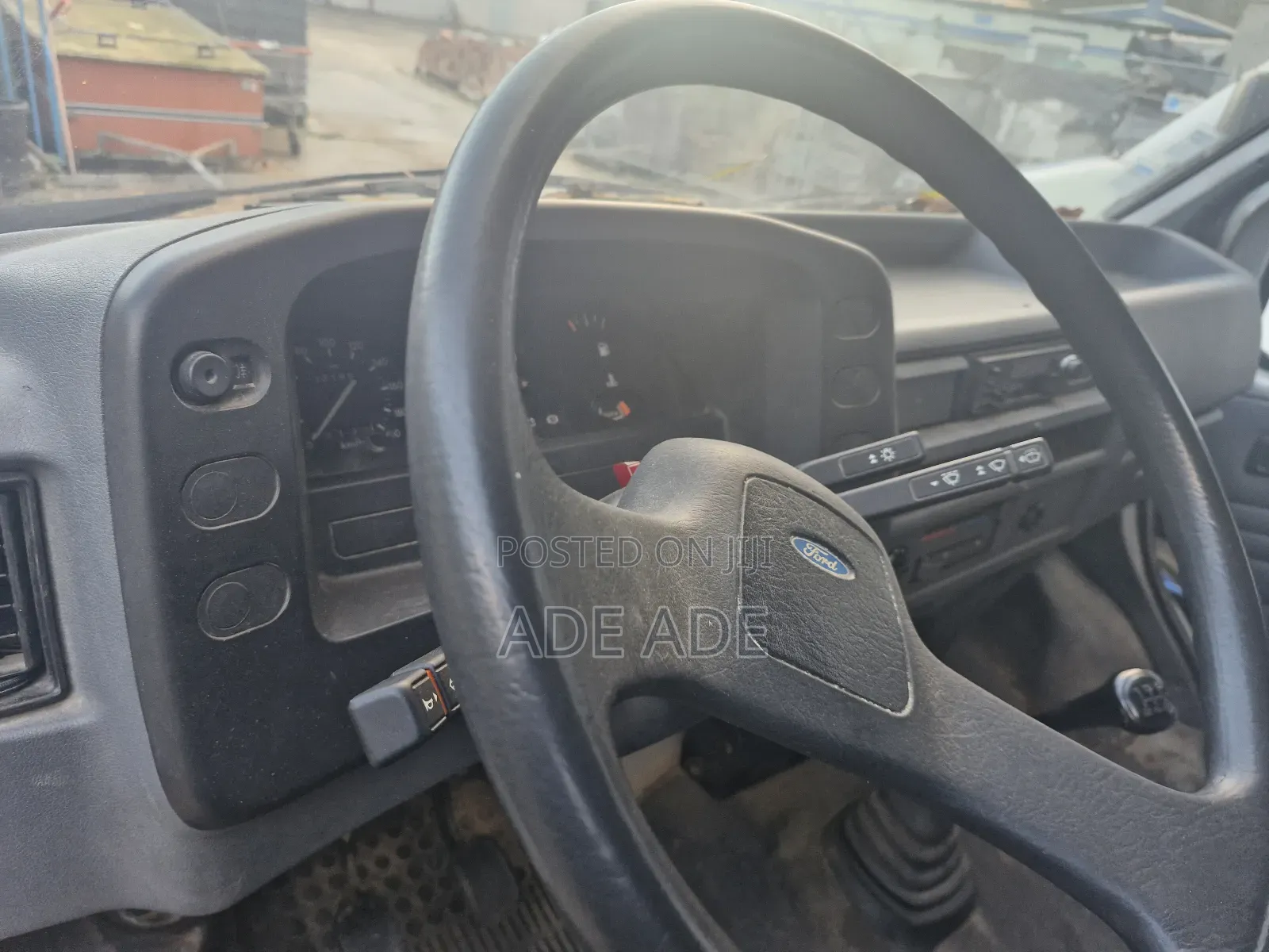 Ford Transit 1990 White