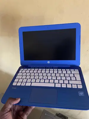 Laptop HP Stream 11 2GB Intel Pentium SSD 32GB