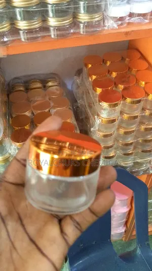30g Face Cupcontaniar