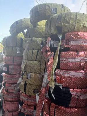 Road Radial Tyre 265/65/17