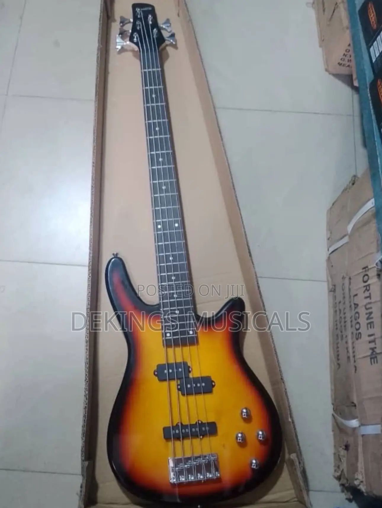 Ibanez 4 Strings Bass Guitar - Passive