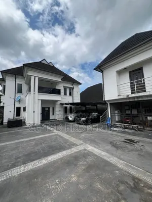 Furnished 6bdrm Duplex in Majesty Estate Off, Port-Harcourt for sale