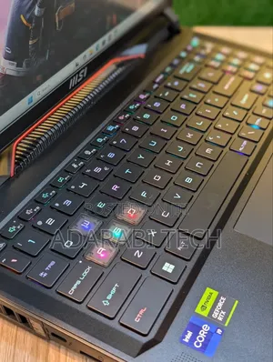 Laptop MSI Vector GP68 HX 13V 32GB Intel Core I9 SSD 1T