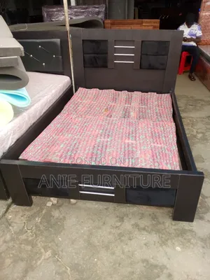 New Beautiful Latest Wood Bed