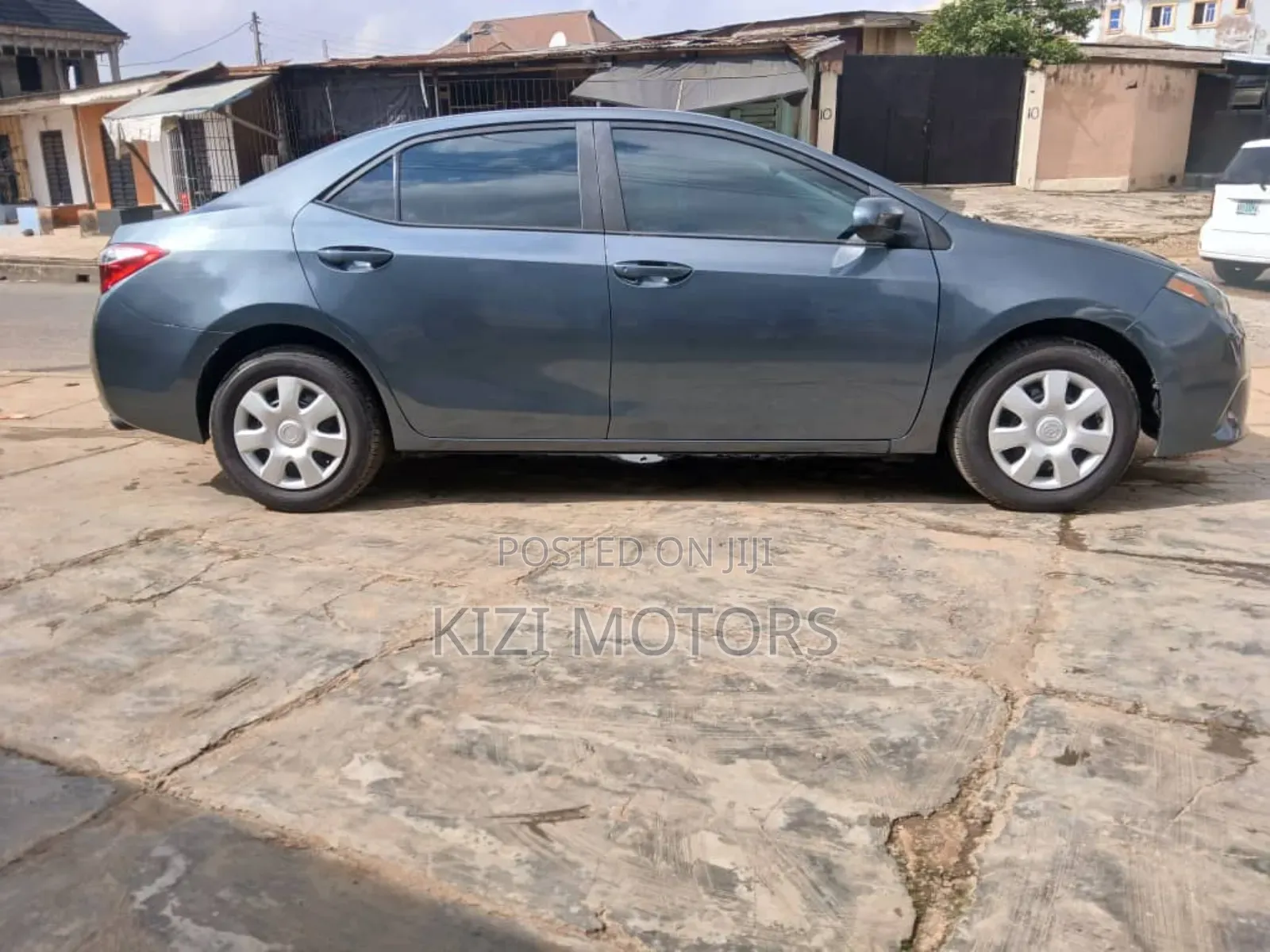 Toyota Corolla 2016 Gray