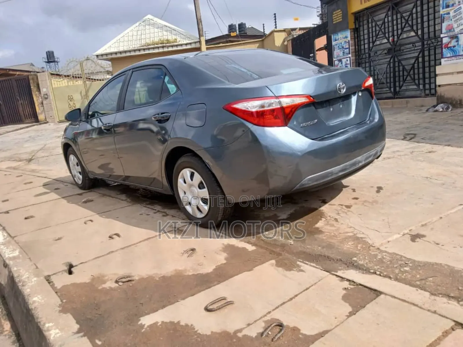 Toyota Corolla 2016 Gray