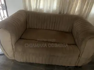 2 Sitter Almost New Chair