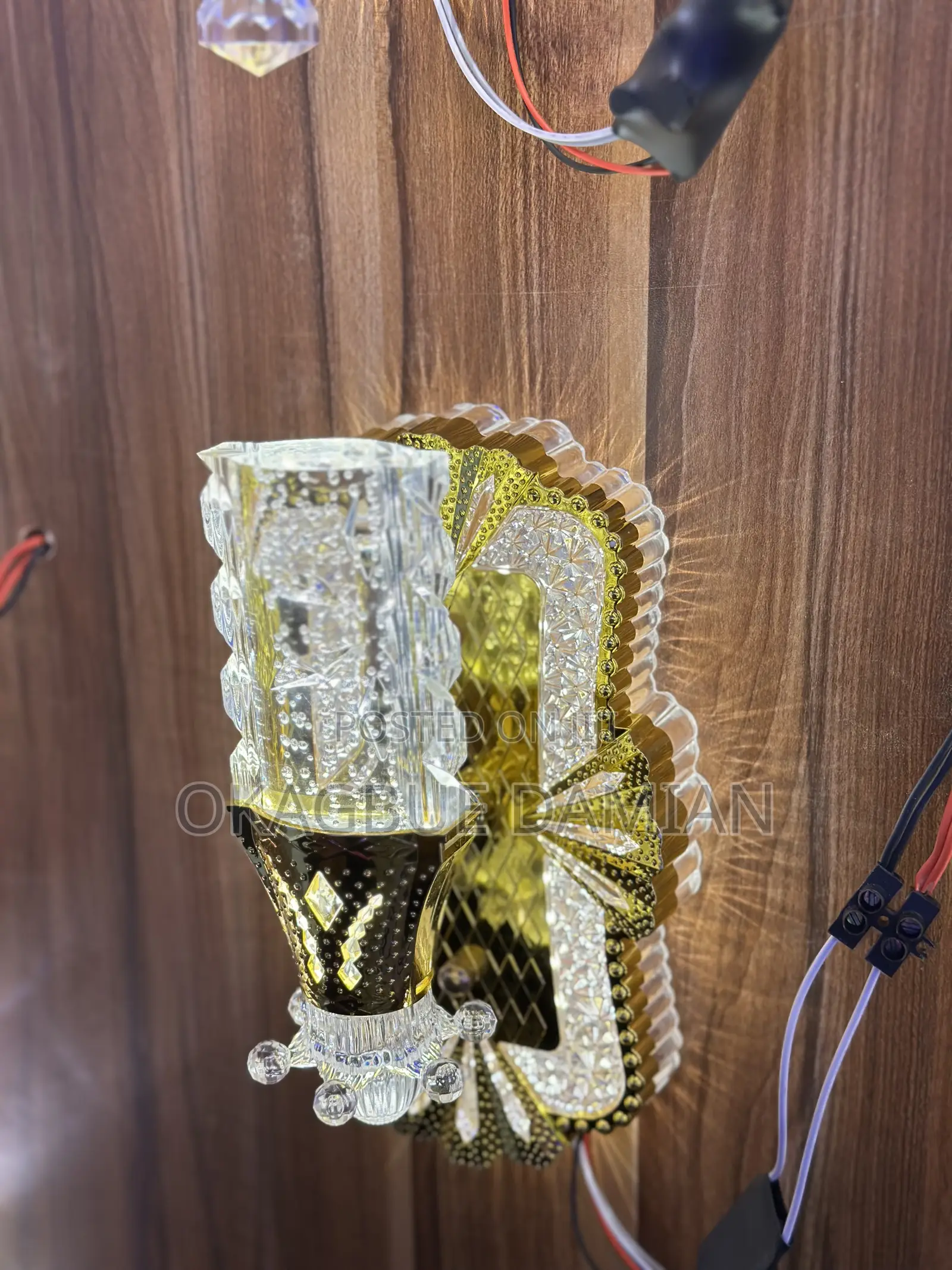 Luxurious Led Wall Light