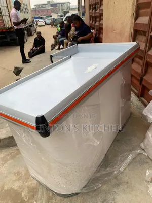 High Quality Cash Point Table Available for You