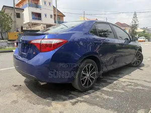 Toyota Corolla S 4dr Sedan (1.8L 4cyl CVT) 2014 Blue