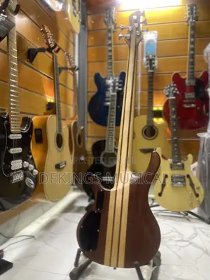 Luxars S-B60 Pro Active Bass Guitar