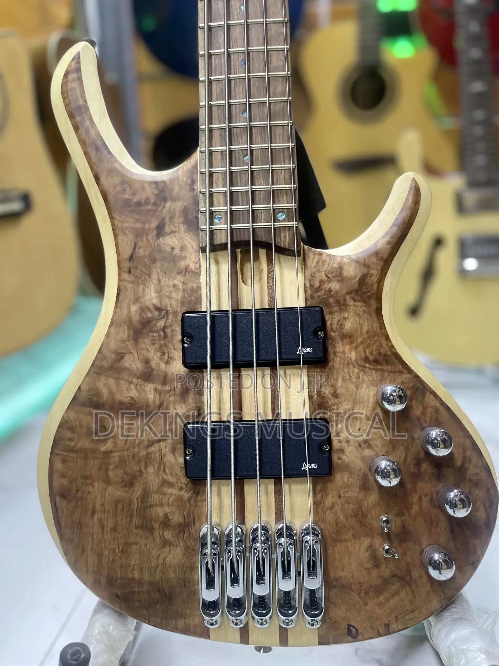 Luxars S-B60 Pro Active Bass Guitar