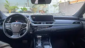 Lexus ES 350 Ultra Luxury FWD 2019 Black