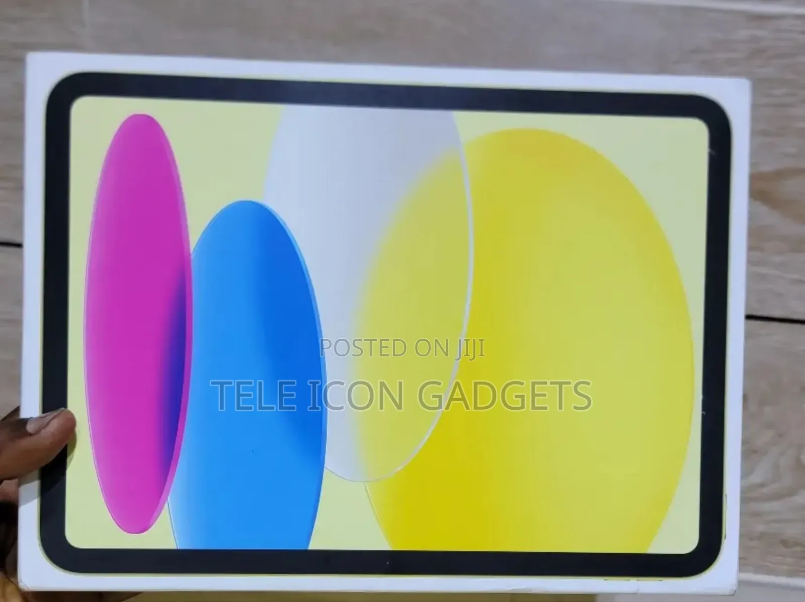 New Apple iPad (2025) 256 GB Yellow