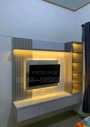 Hanging Tv  Console