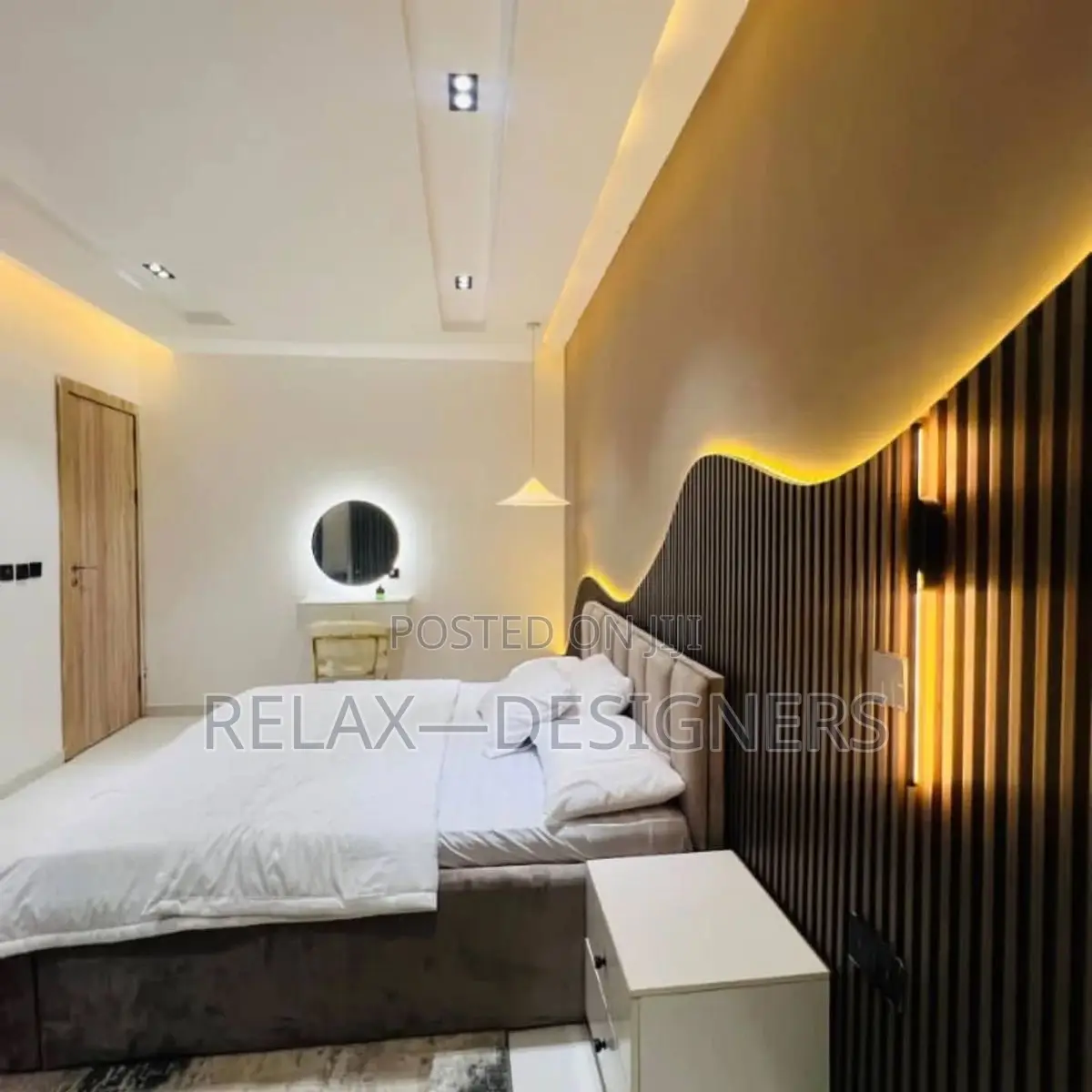 Bed  With Panel Wall Design