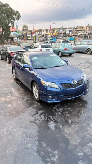 Toyota Camry SE V6 4dr Sedan (3.5L 6cyl 6A) 2011 Blue