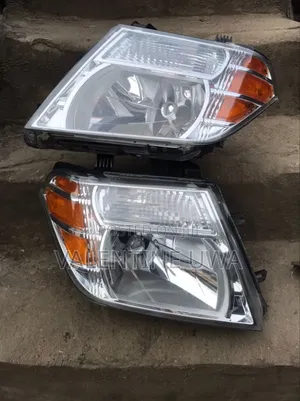 Headlamp Pathfinder 2008
