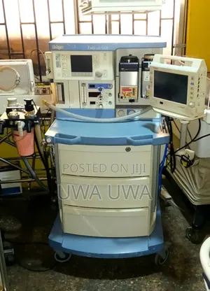 Drager Fabius Anaesthetic Machine With Two Vaporizers and Monitors