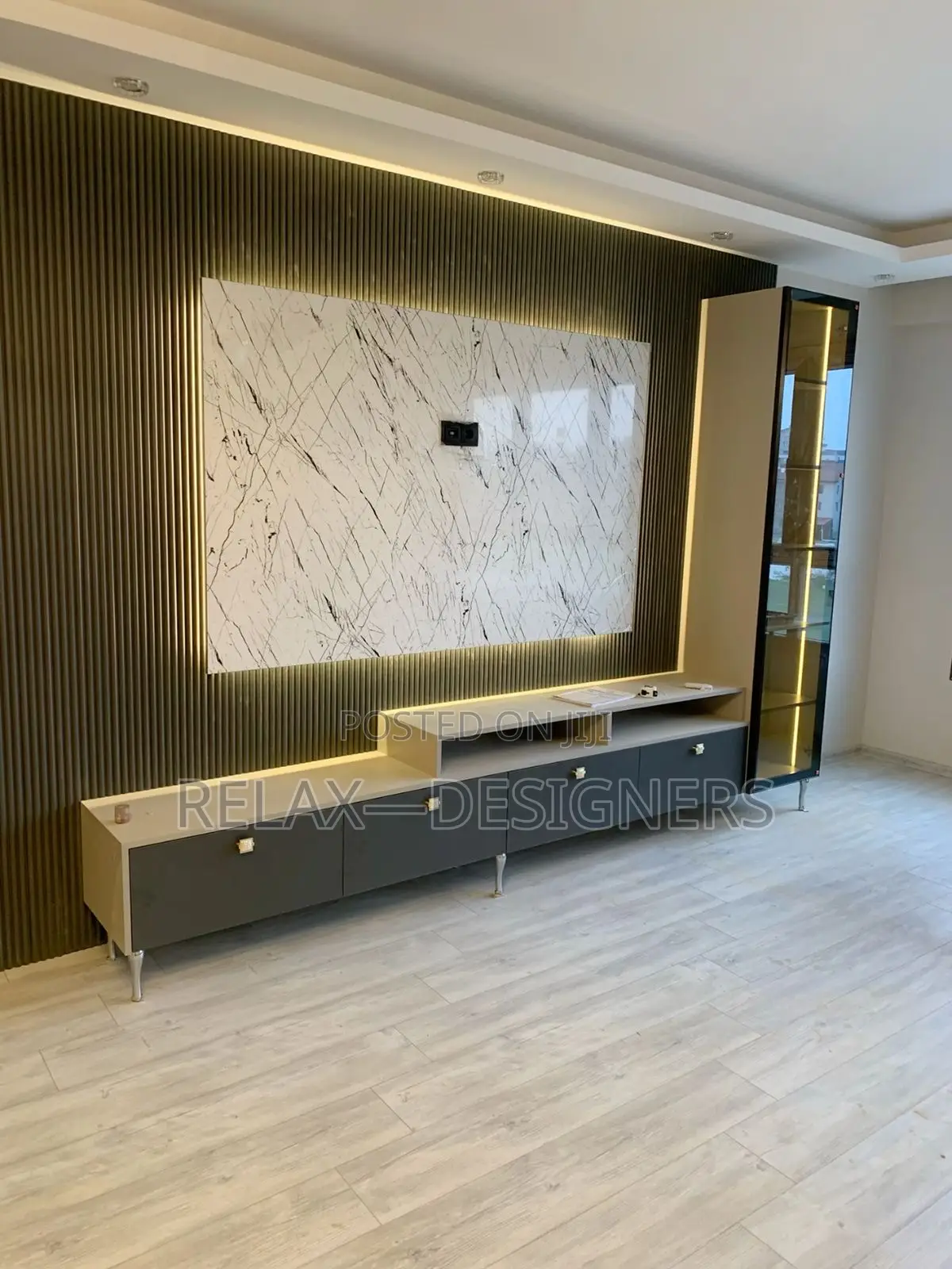 L Shaped Console With Panel