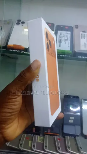 New Apple iPhone XR 256 GB Gold