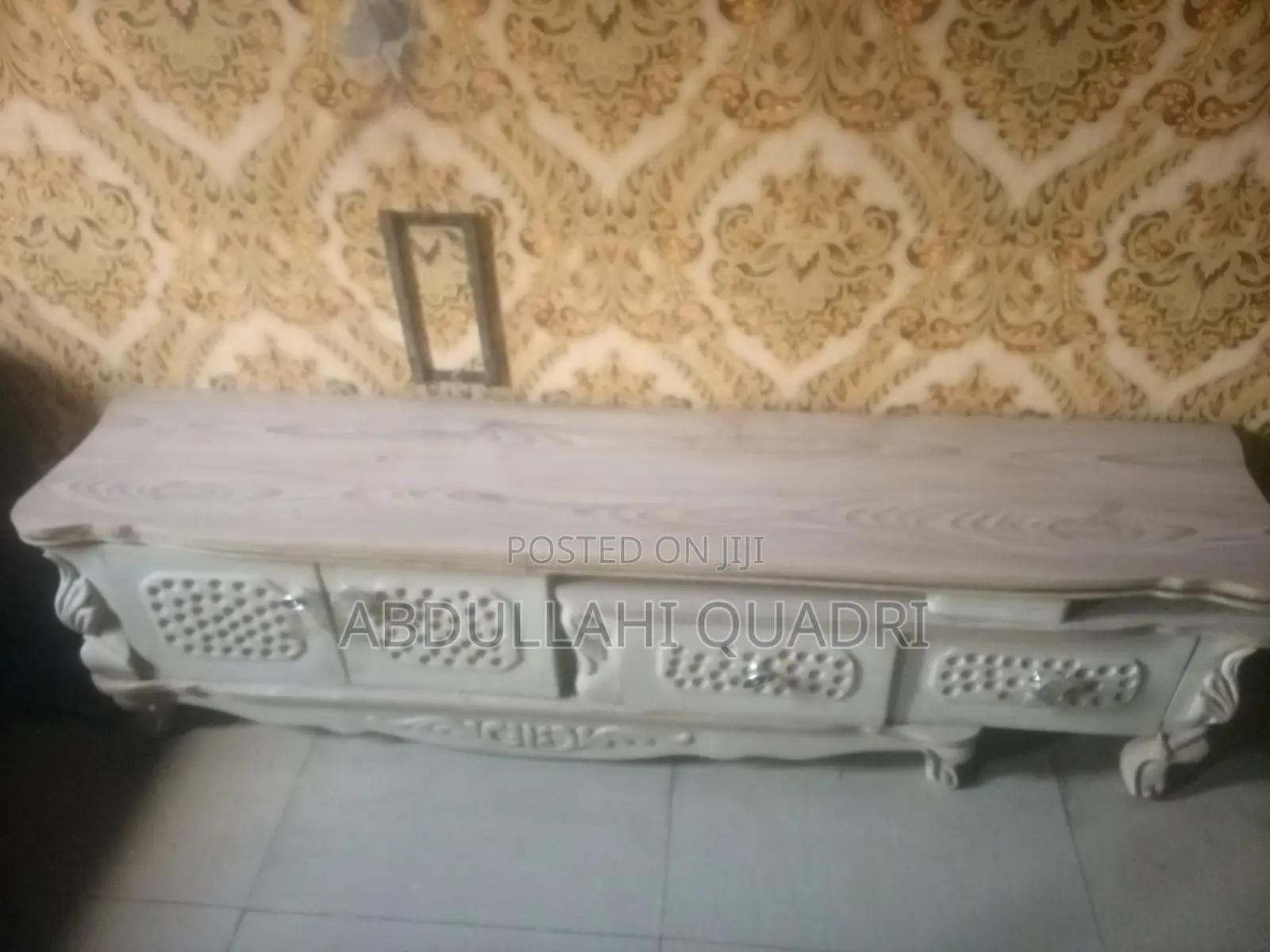 Royal Tv Console and Centre Table
