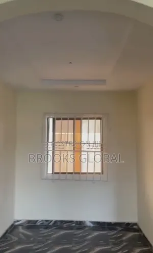 3bdrm Block of Flats in Benin City for rent