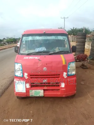 Suzuki Every 2010 Red